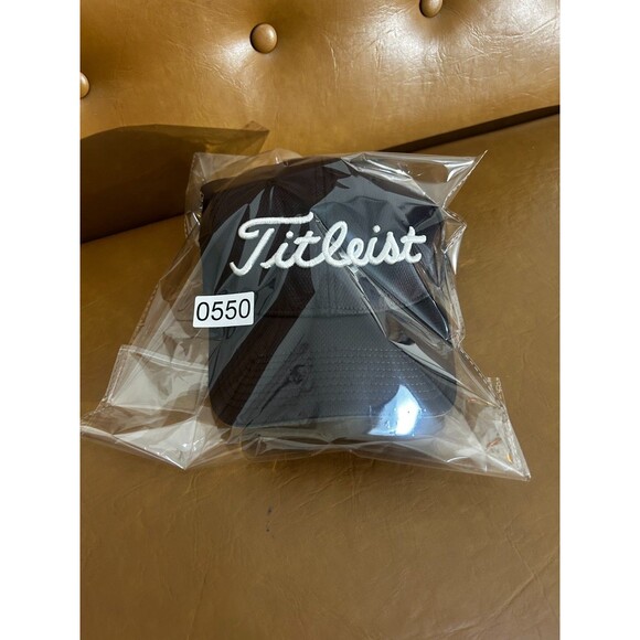 New Era Titleist Golf Cap Mens M/L Navy Embroidered Logo‎ Tour Performance Hat - Picture 13 of 13